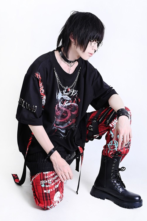 Camiseta Oversized Immortal Snake en Negro x Rojo - Jill Punk