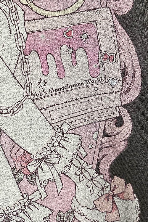 Yoh's Monochrome World x Madame Chocolat Vintage Style T-Shirt - Charcoal Grey