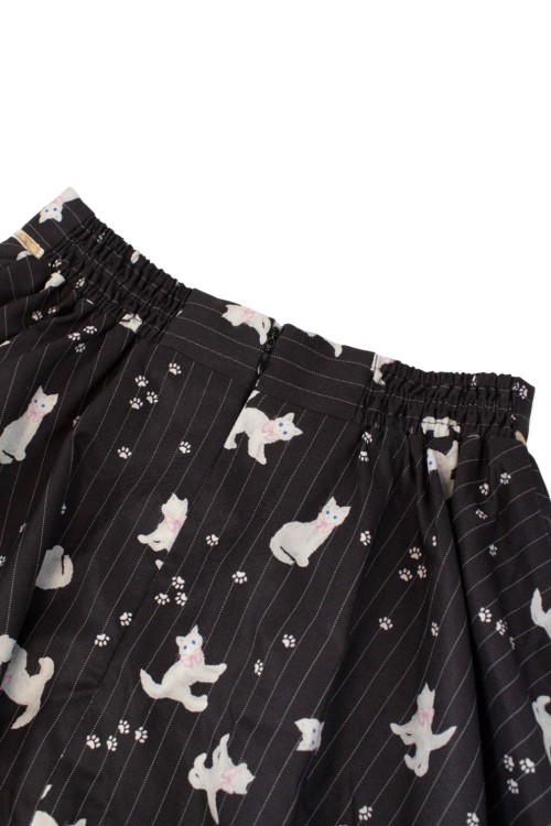 [2a mano] Falda de Estampado de Gatitos - Secret Honey