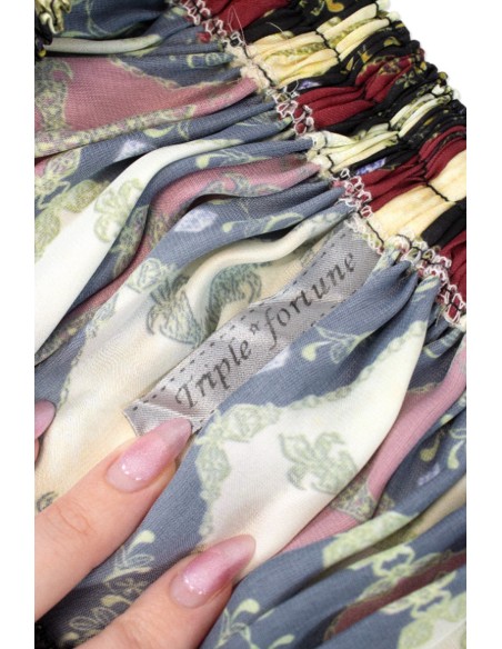 [Second hand] Antique Cross Black x Garnet Skirt - Triple Fortune