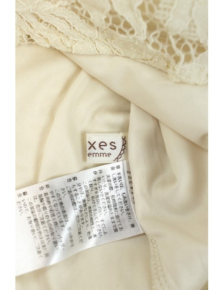 [2a mano] Blusa de Encaje Floral en Crema - Axes Femme