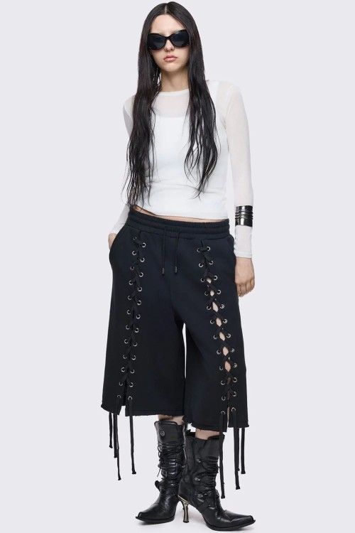 Grip Bermuda Shorts - Minga London