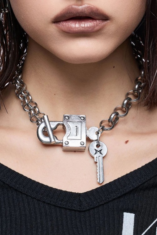 Collar No Entry - Minga London