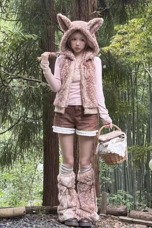 Lovely Deer Vest - Rose Island
