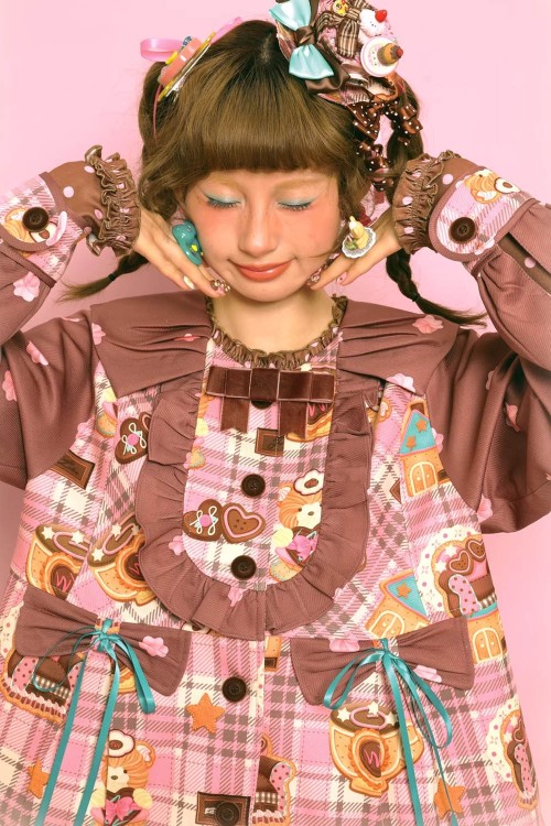 Sweet Chocolate Jacket ~ Lutra Jump