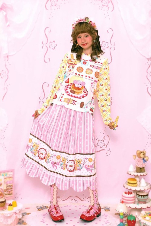 Top Cream Tea & Cookies en Amarillo ~ Lutra Jump