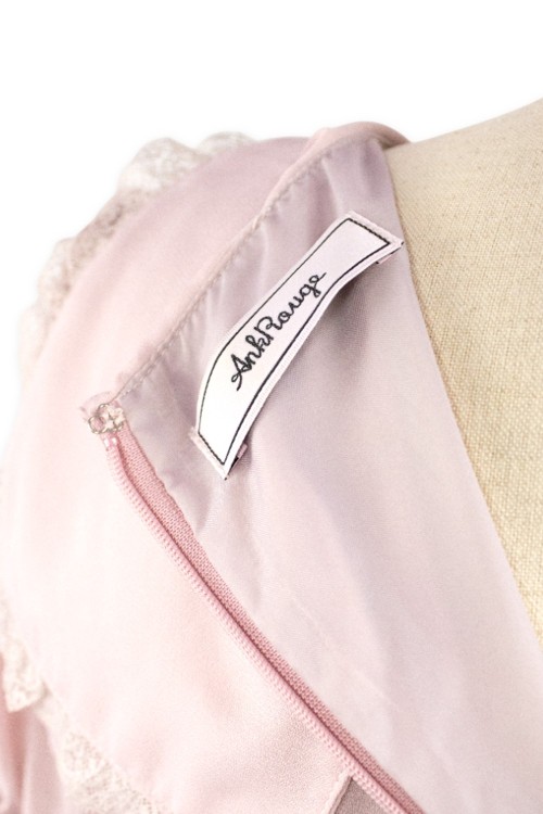 [2a mano] Vestido Ryousangata de Encaje Rosa Palo - Ank Rouge