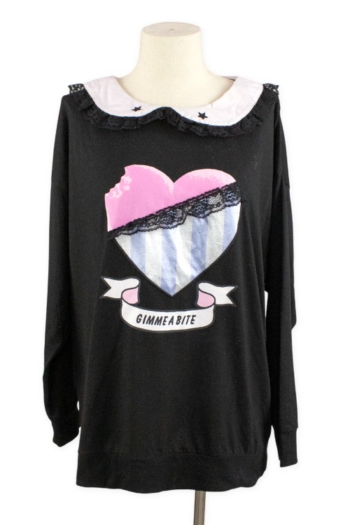 [2a mano] Top Heart Chocolate Gimme a Bite en Negro - Listen Flavor