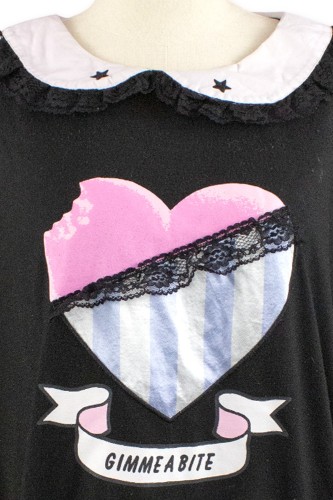 [2a mano] Top Heart Chocolate Gimme a Bite en Negro - Listen Flavor 2