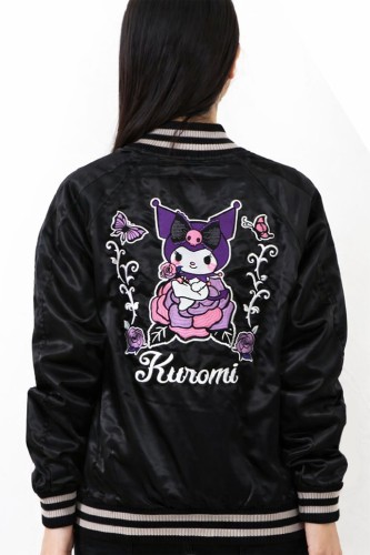 Chaqueta Bomber Sukajan Bordada Kuromi Butterflies - Negro