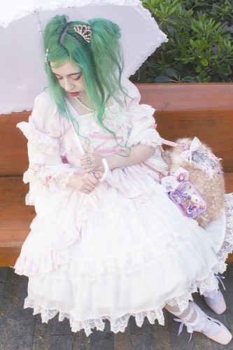 Vestido Gothic Lolita OP Antique Doll - Princess Pink x White (Exclusivo Madame Chocolat)