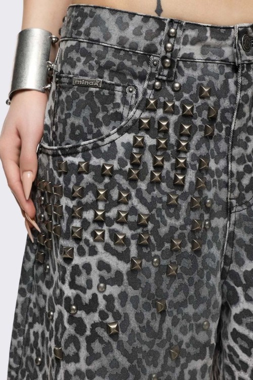 Jort Brat Leopard Shorts - Minga London