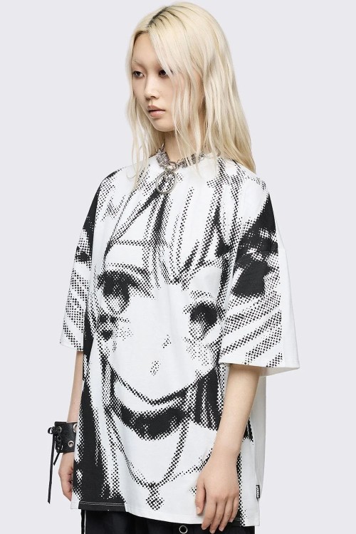 Oversized Anime Cutie T-shirt - Minga London