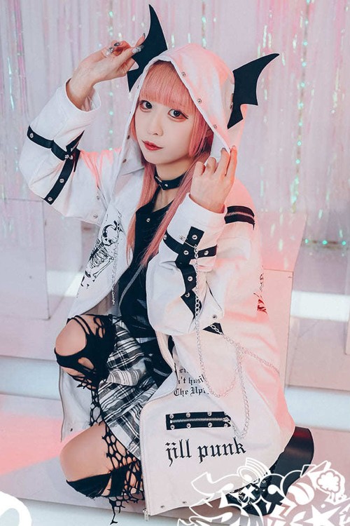 Skeleton Covenant Hoodie in White - Jill Punk Haori