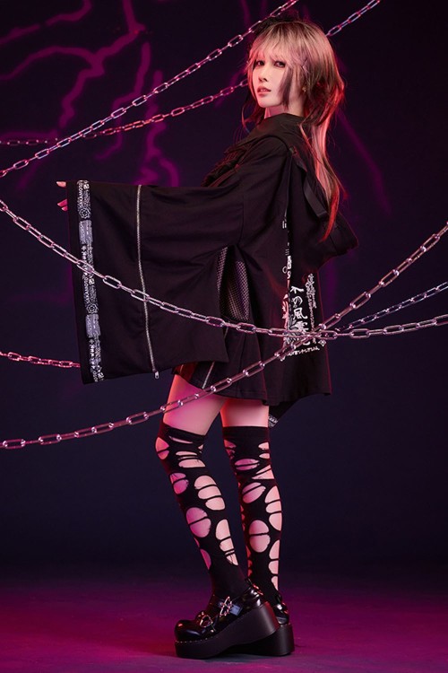 Sakamoto Ryoma  Hooded Techwear Haori in Black- Jill Punk