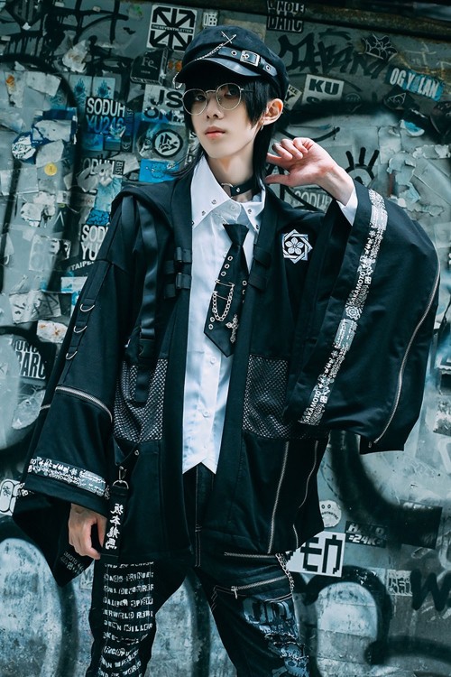Sakamoto Ryoma  Hooded Techwear Haori in Black- Jill Punk