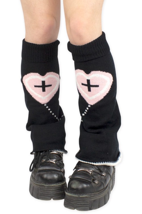 Yami Kawaii Heart Knit Leg Warmers in Black x Pink