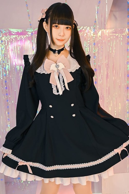 Love Magic Circle Long Sleeve Dress with Cape in Black - Jill Punk