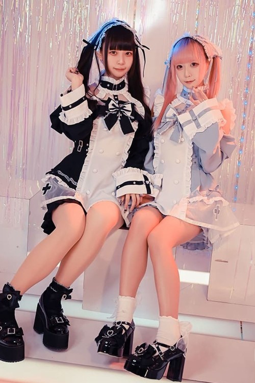 Vestido de Manga Larga con Gargantilla Angel's Promise en Negro x Blanco - Jill Punk