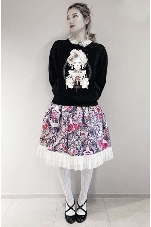 私が愛したザクロ Pomegranate Rouge Ligne Sweater - Yoh's Monochrome World