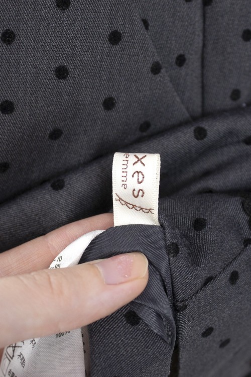 [2a mano] Falda de Tubo Velvet Polka Dot en Gris - Axes Femme