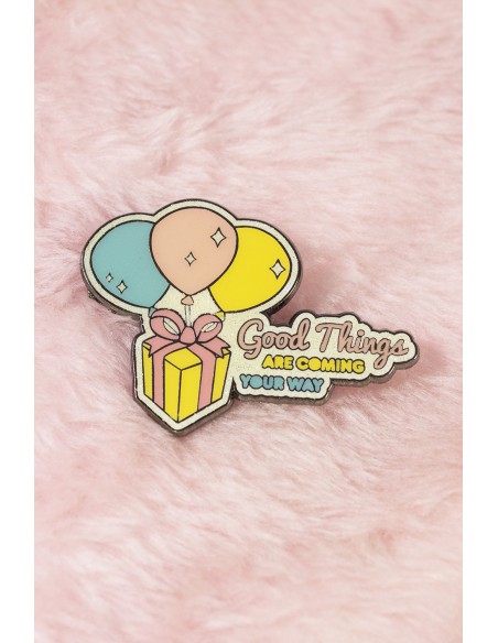 Pin Balloon Present Fluffy Crossing