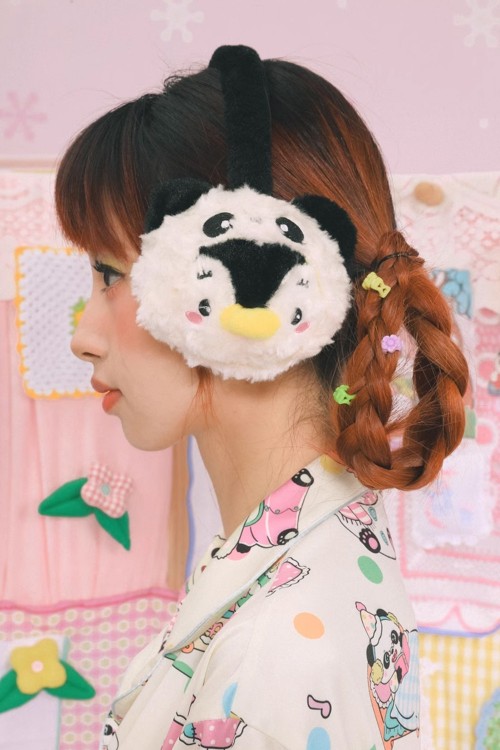Panda School Earmuffs - Lutra Jump