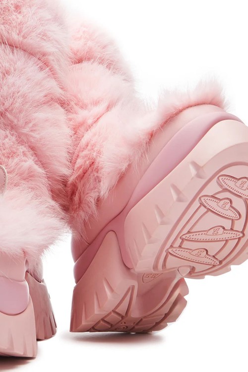 Kawaii Sasquatch Boots - Koi