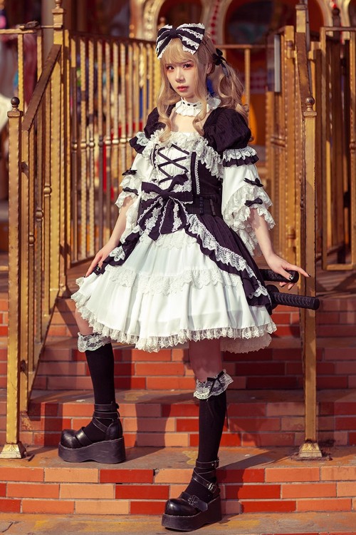 Antique Doll Gothic OP Dress - Black x White
