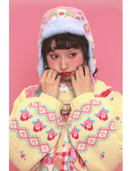 Cute Winter Knitted Hat ~ Lutra Jump