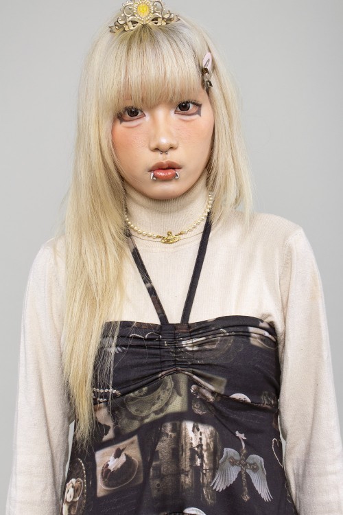 Top Halter Girl's Clutter ~ Dark de Triomf