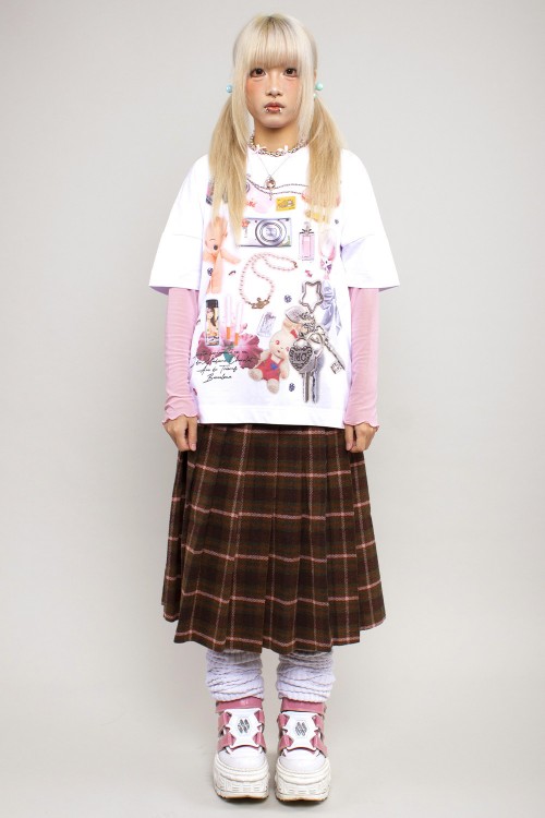 Camiseta Oversize Girl's Clutter ~ Souvenir