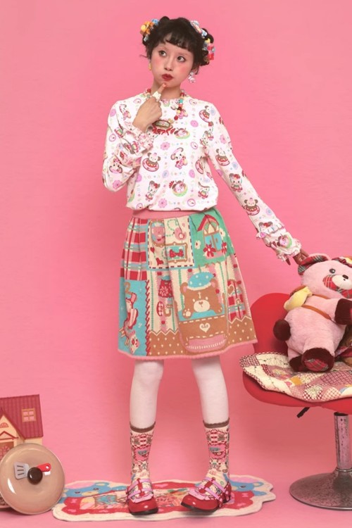 Retro Bear House Reversible Skirt ~ Lutra Jump