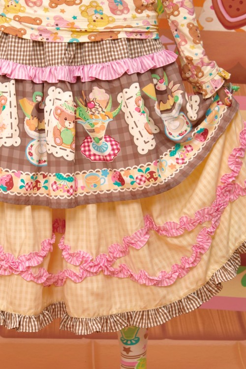 Sweet Melon Shop Choco Vanilla Strawberry Midi Skirt ~ Lutra Jump