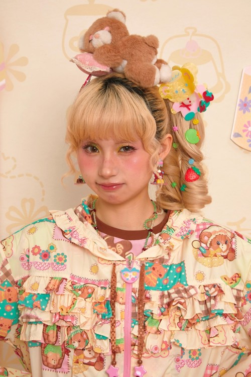 Sweet Melon Shop UV Protection Jacket ~ Lutra Jump