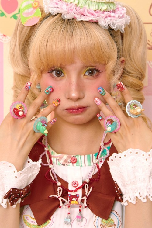 Sweet Melon Shop Pudding Bear Red Ring - Lutra Jump