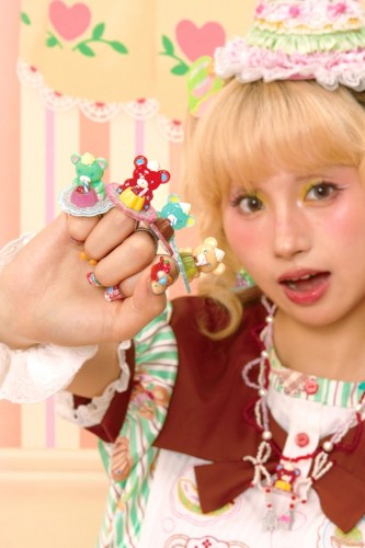 Sweet Melon Shop Pudding Bear Blue Ring - Lutra Jump 2