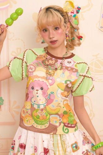 Sweet Melon Shop T-Shirt ~ Lutra Jump