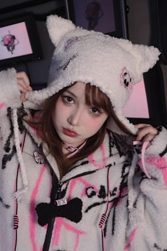 Punk Cat Hat in White - Evil Tooth 2